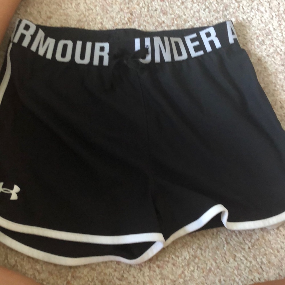 Black UA shorts